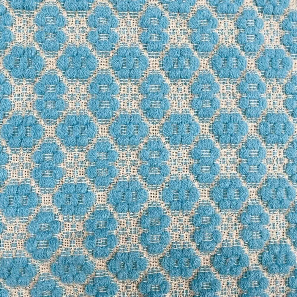 RARE Vintage 1960s Light Blue Fringe Double Daisy Throw Blanket 50x33 BEAUTIFUL
